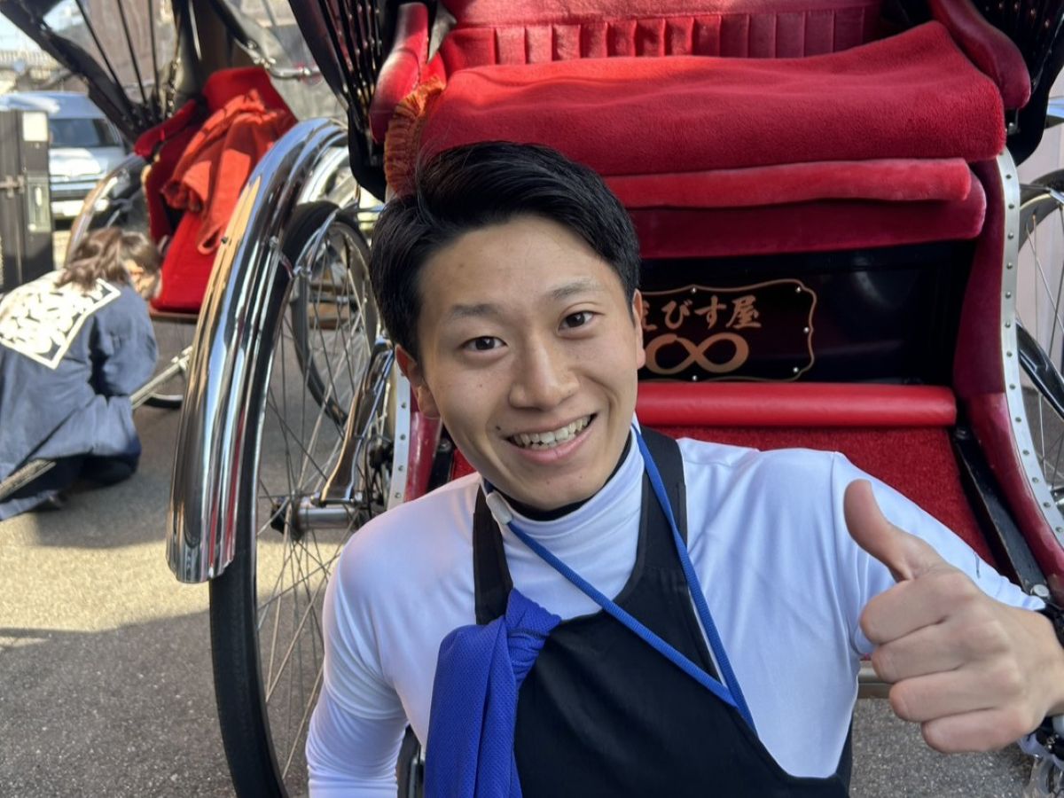 人力車えびす屋 奈良店の俥夫、田崎明務の顔写真